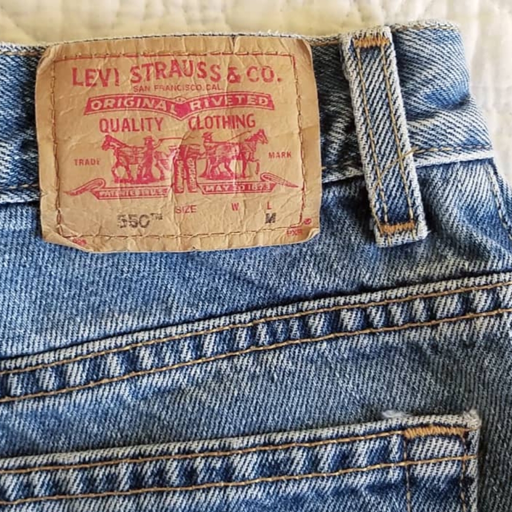Vintage Levi's 550 Jeans